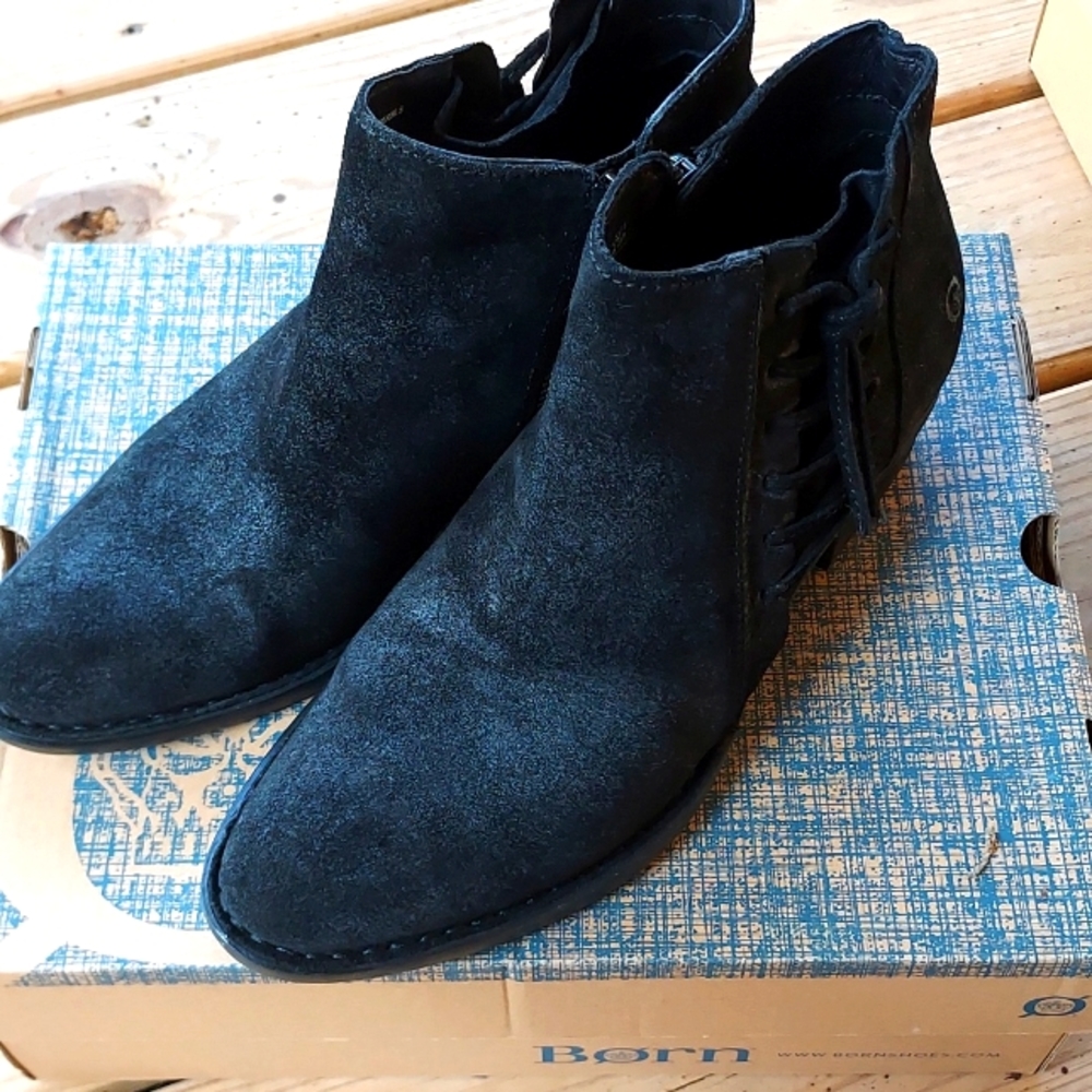 Women's Born Bessie ankle booties size 9 - Picture 2 of 7